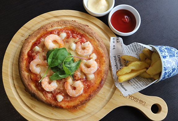 Seafood Pizza